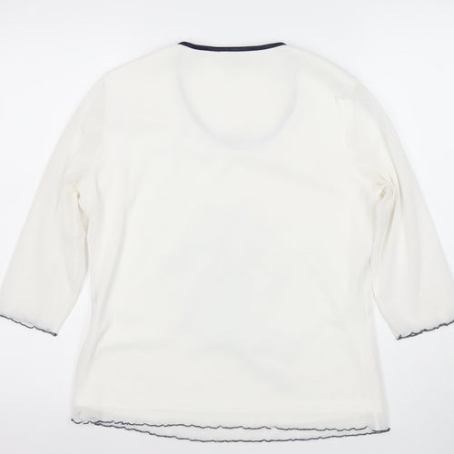 Avalon Collection Women's White 3/4 Sleeve Scoop Neck T-Shirt Size 14