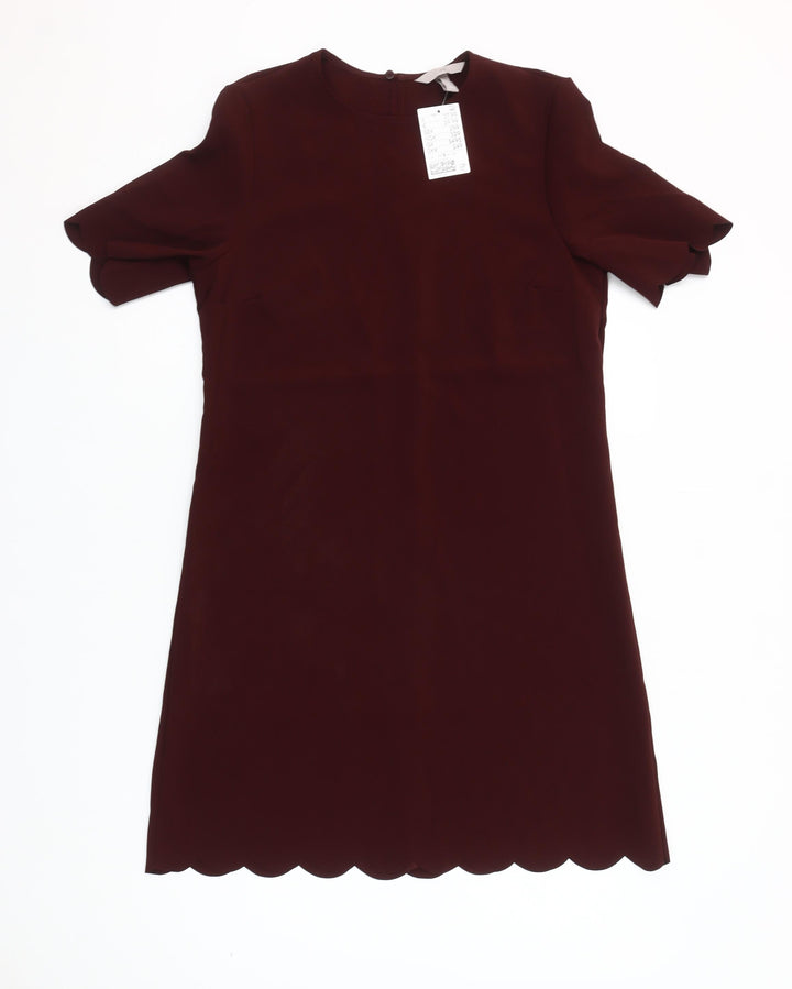 H&M Women Red Shift Dress Size 10 Short Sleeve Scallop Hem Workwear