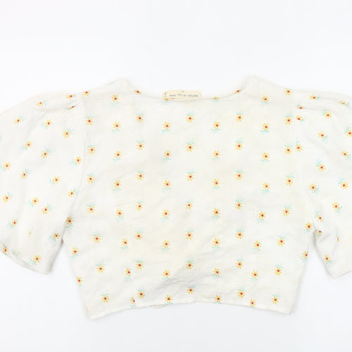 Sisters of the Tribe Women’s Ivory Floral Cropped V-Neck Blouse Size 14
