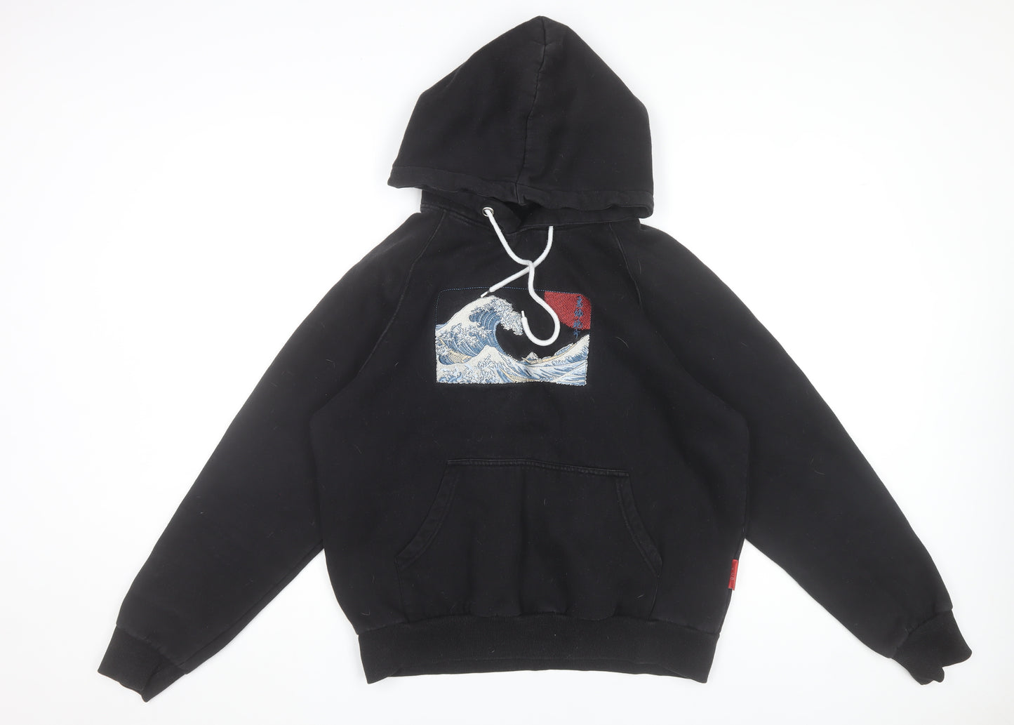D4 Men's Black Pullover Hoodie M Embroidered Wave Art Design