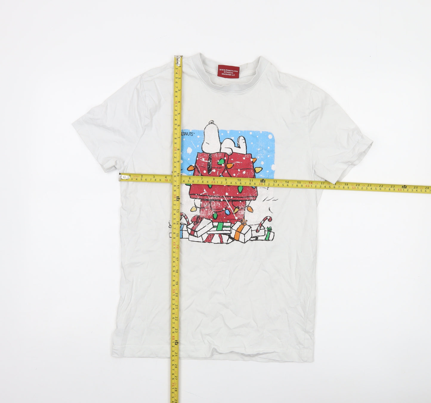 Peanuts Women’s White XS Snoopy Christmas Graphic T-Shirt