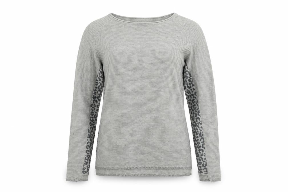 Passioni Women’s Grey Animal Print Knit Jumper Size M