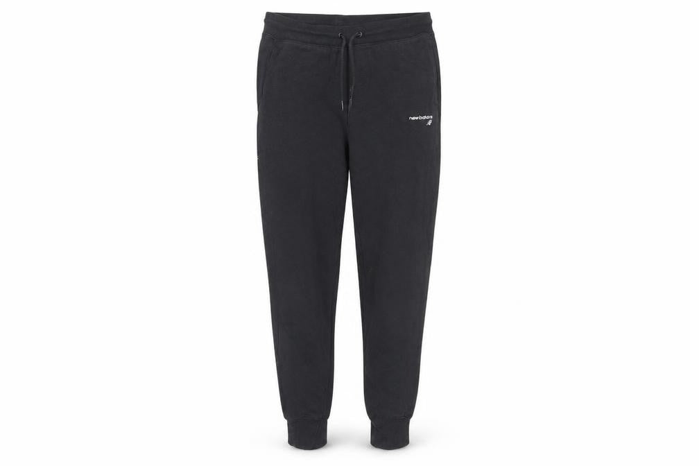 Front view of New Balance Women's Black Medium Jogger Sweatpants with Pockets