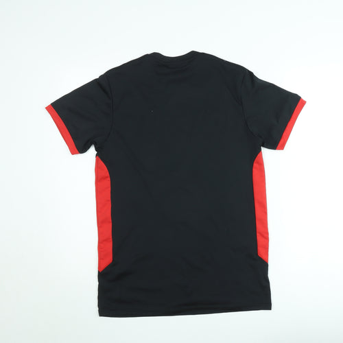 Umbro Men's Black & Red Sports T-Shirt Size S Lightweight Top