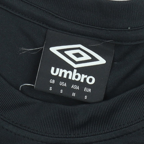 Umbro Men's Black & Red Sports T-Shirt Size S Lightweight Top