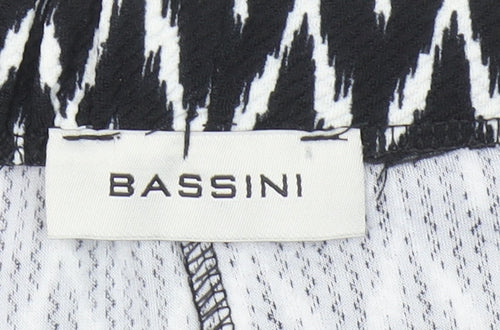 Bassini Women’s Black Geometric Cropped Trousers Size 16 Stretch Jersey
