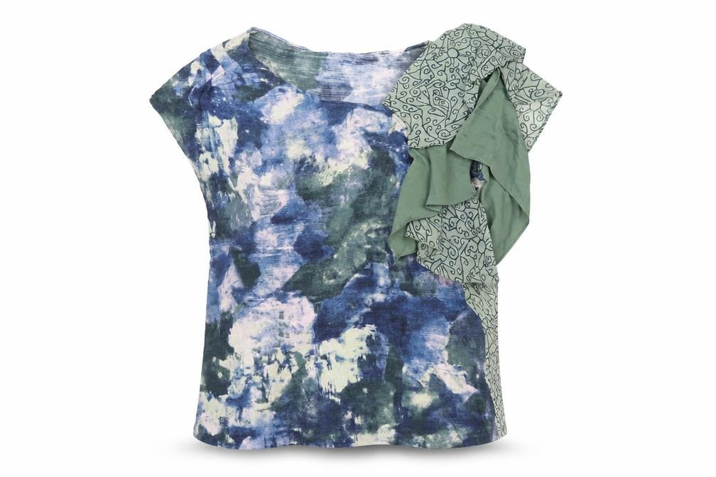 Front view of Deletta Women Blue Abstract Ruffle Blouse XL Lightweight Top