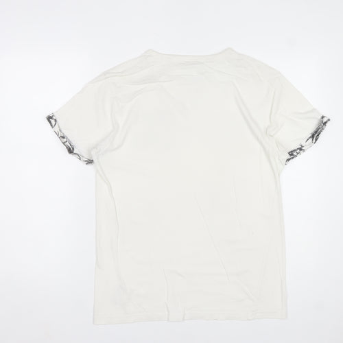 DStruct Men's White Palm Print Pocket T-Shirt Small
