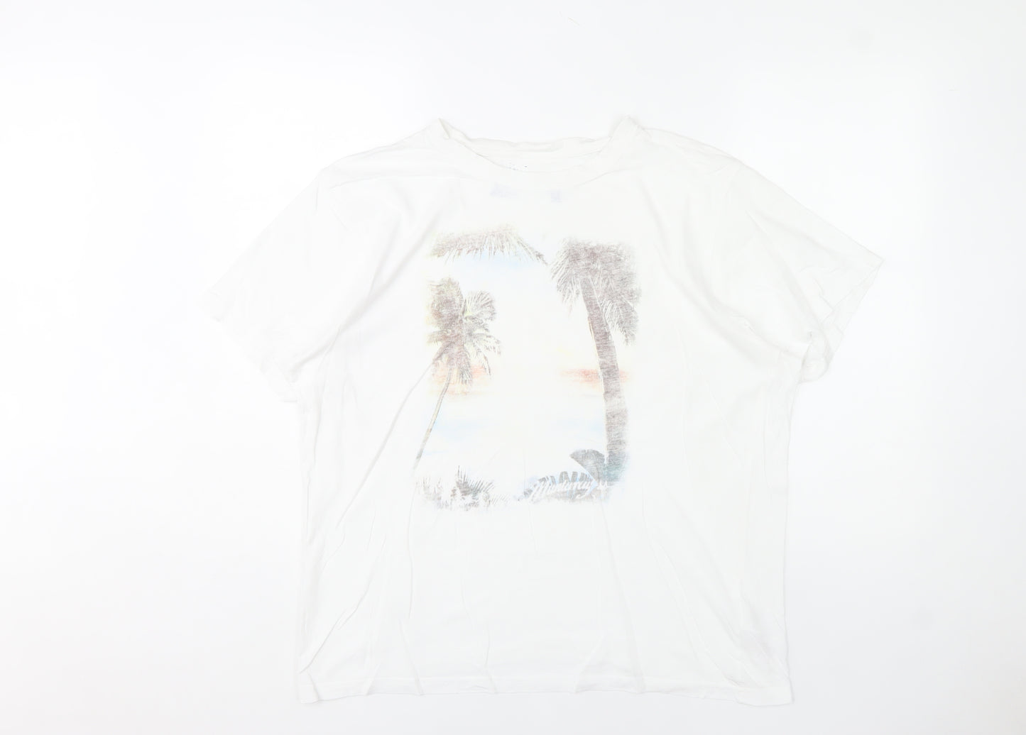 Mantaray Men’s White Medium Cotton Beach Graphic T-Shirt