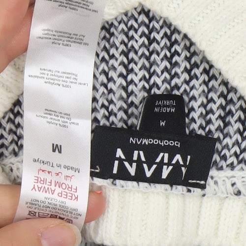 BoohooMAN Men's White V-Neck Graphic Knit Pullover Jumper Size M