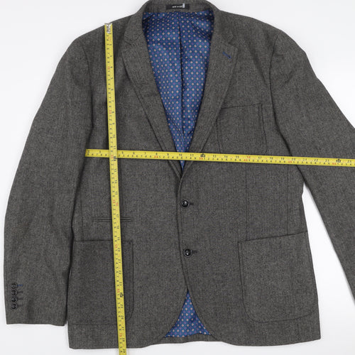 Cedar Wood State Men’s Grey Herringbone Wool Blend Slim Fit Blazer L