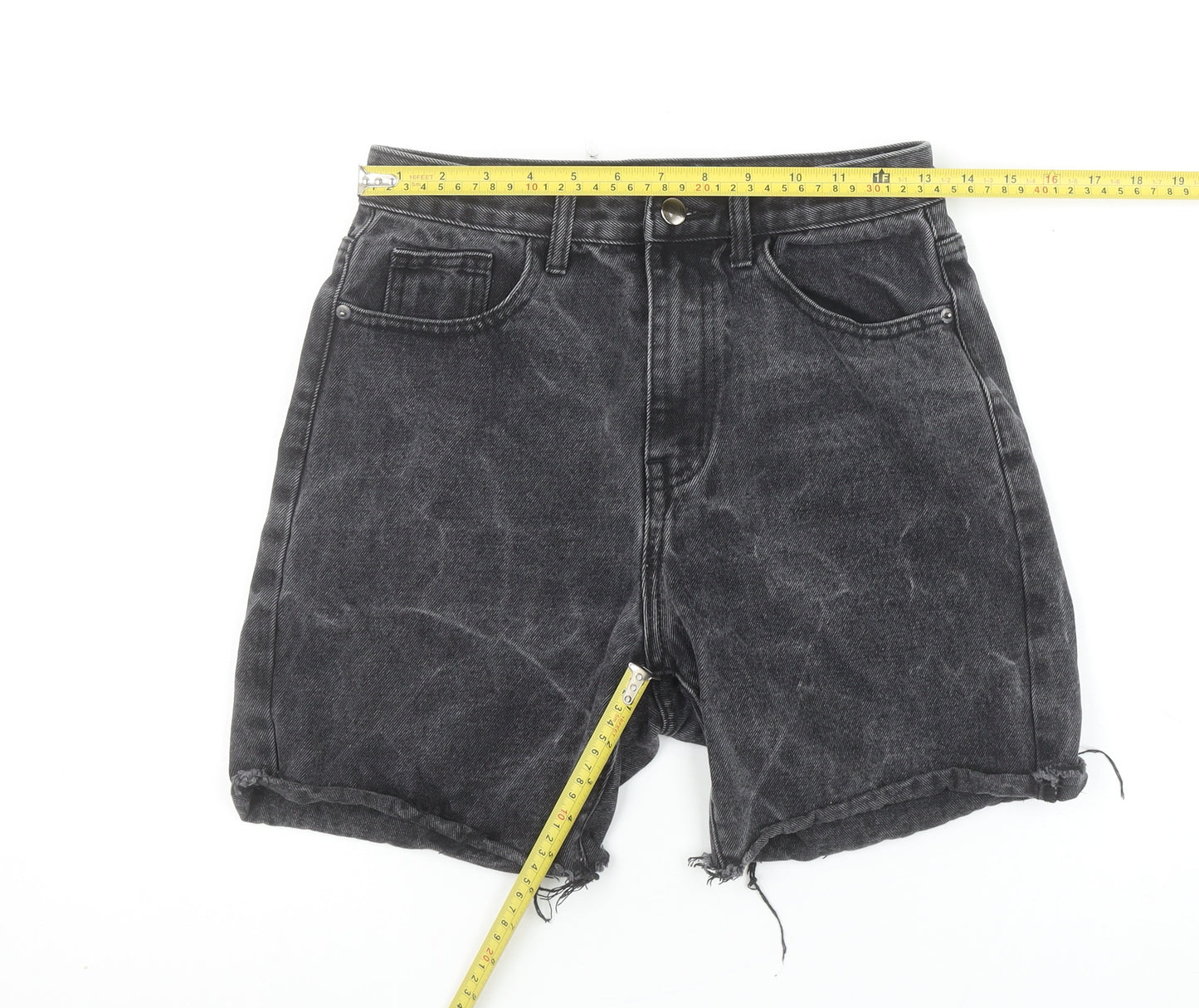 PrettyLittleThing Women’s Black Acid Wash Cut-Off Denim Shorts Size 8