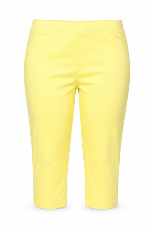 Front view of Damart Women’s Yellow Cropped Jeans, size UK 20, Regular Fit Cotton Blend