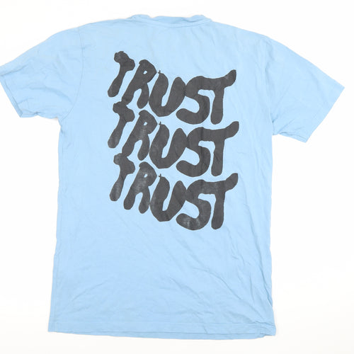 Dusty Luvin Blue Organic Cotton Graphic T-Shirt Women’s Large