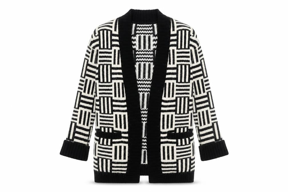 Marks and Spencer Women’s Black White Geometric Knit Cardigan Small