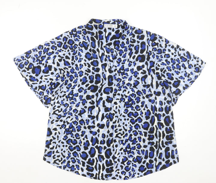 Gallery Women’s Blue Animal Print Short Sleeve Blouse Size 10