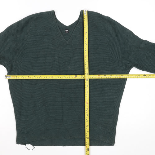 Uniqlo Men's Green XS Cotton V-Neck Knit Pullover Jumper