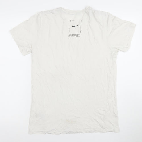 Nike Men's White Short Sleeve Sports Graphic Logo T-Shirt Size M