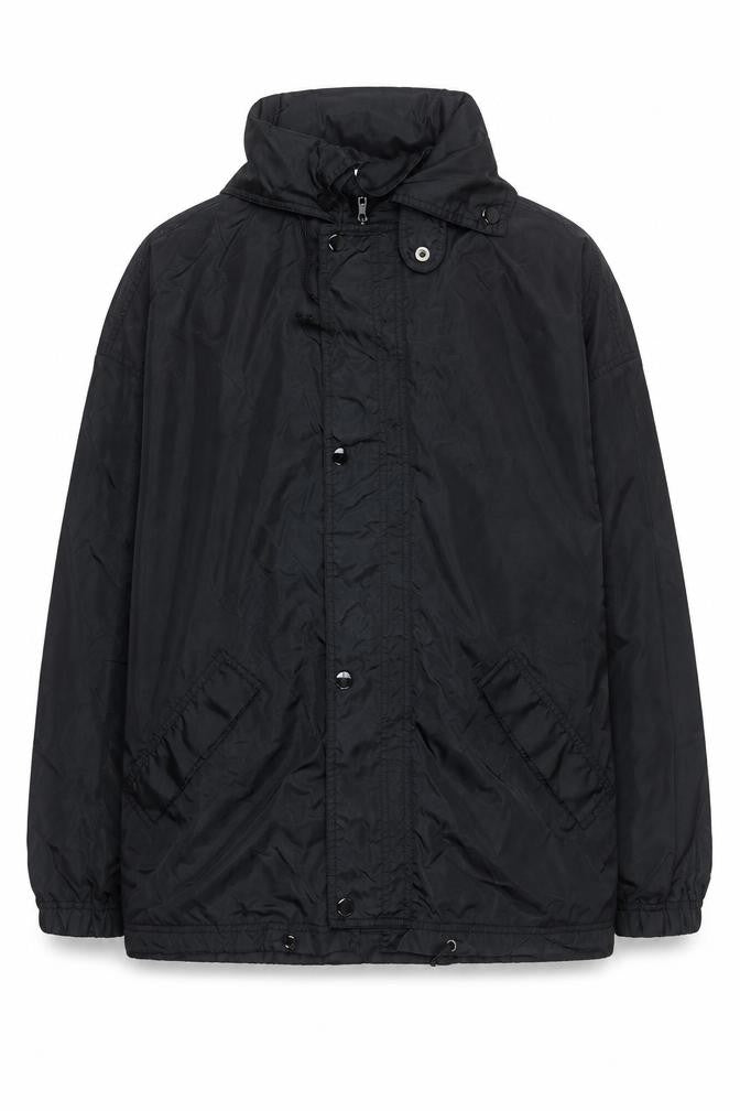 Front view of The Trader Jeans Company Men's Black M Windbreaker Jacket
