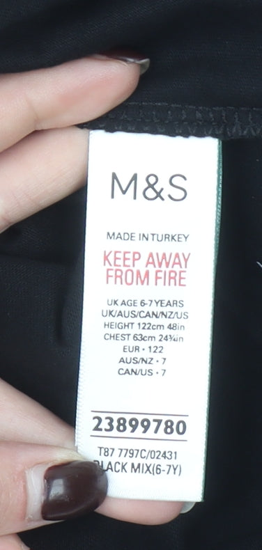 Marks and Spencer Girls Black Stranger Things Graphic T-Shirt 6-7 Years