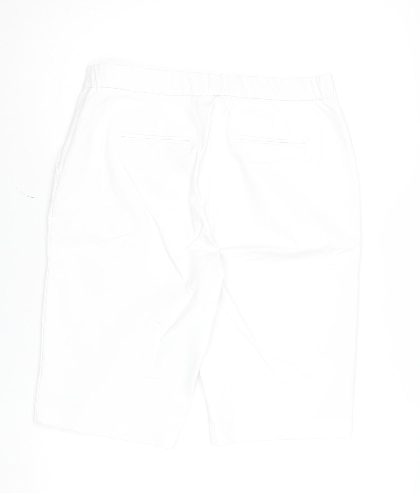 Gallery Women’s White Bermuda Shorts Size 12 Stretch Cotton Blend