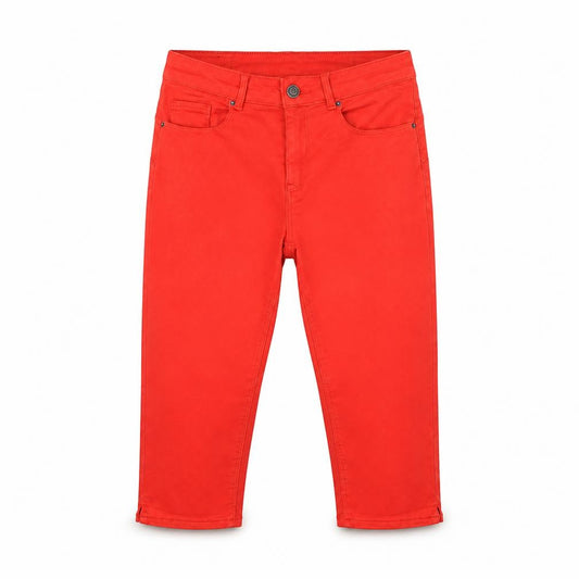 Front view of Vero Moda Women's Red Mid Rise Slim Cropped Jeans M