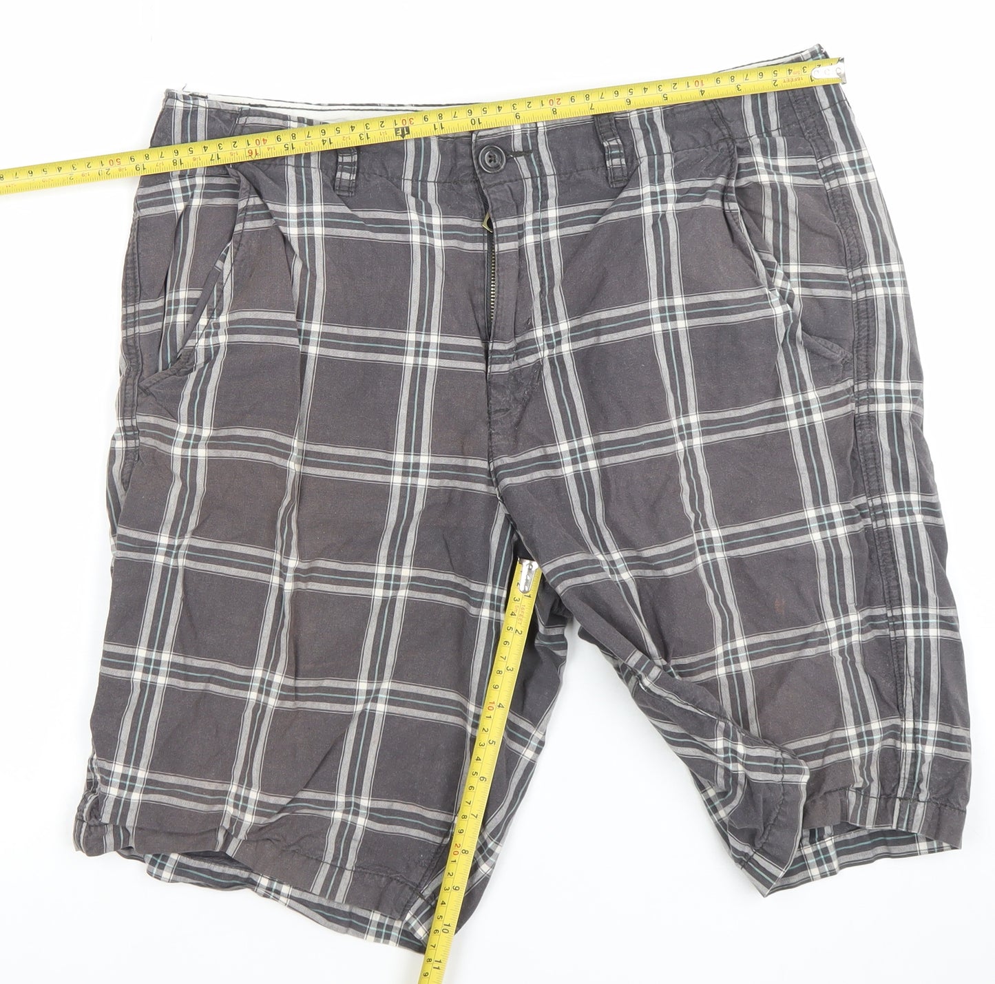 American Eagle Men's Grey Check Chino Shorts Size 34 Regular Fit