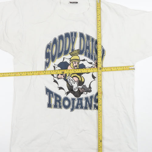 Fruit of the Loom Men's White L Vintage Soddy Daisy Trojans Graphic T-Shirt