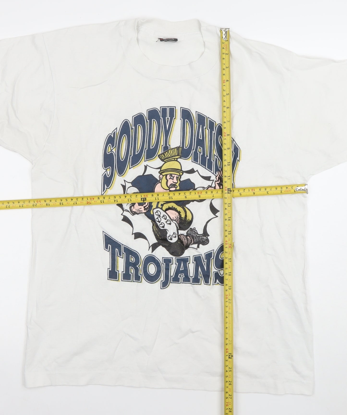 Fruit of the Loom Men's White L Vintage Soddy Daisy Trojans Graphic T-Shirt