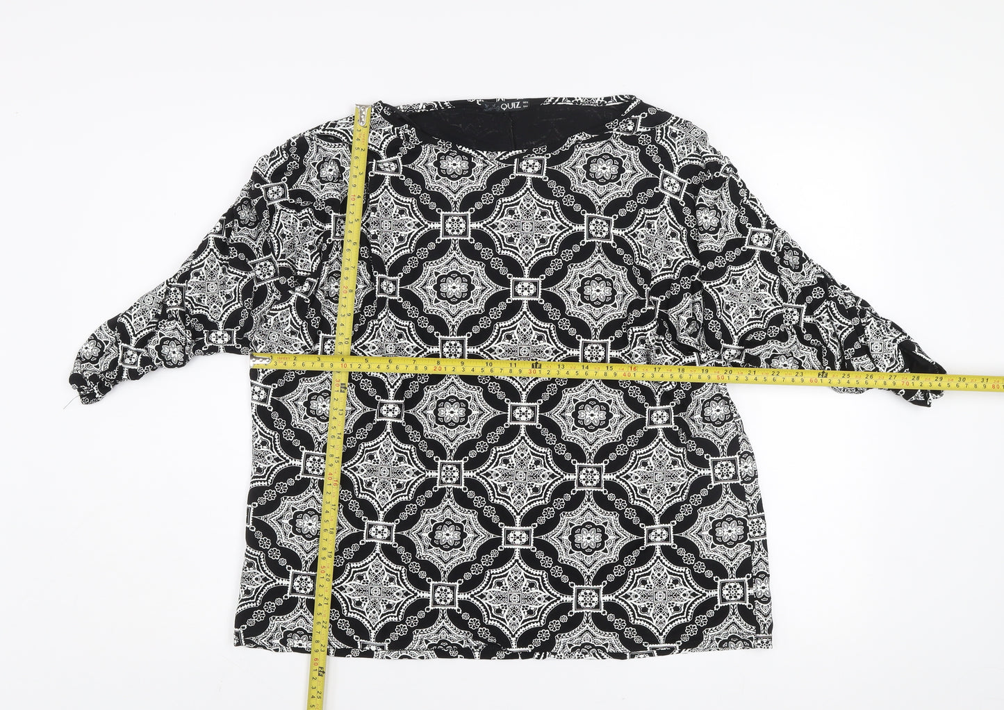 QUIZ Women's Black White Geometric Tunic Blouse Size 16