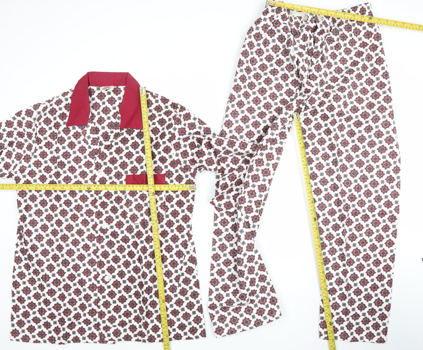 St. Bernard Womens White Geometric Cotton Pyjama Set M