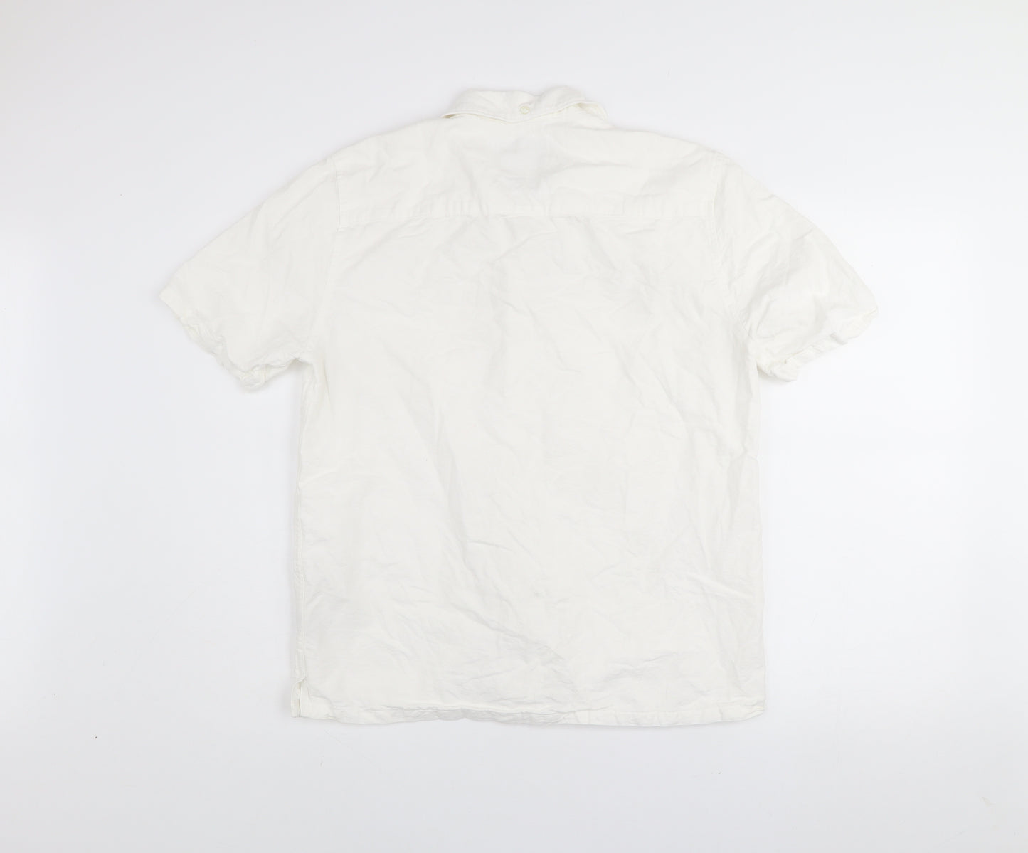 The Stronghold Men's White Regular Fit Cotton Short Sleeve Shirt M