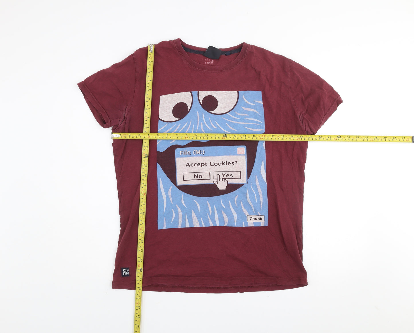Chunk Men's Red Funny Graphic Print Cotton T-Shirt Size L