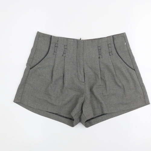 A|wear Women Grey Pleated Chino Shorts Size 10