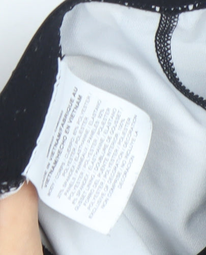 Nike Pro Dri-FIT Black Leggings Women L Capri Athletic Stretch