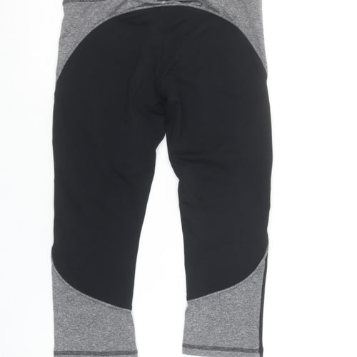 Atmosphere Women’s Black Grey Capri Workout Leggings Size 10