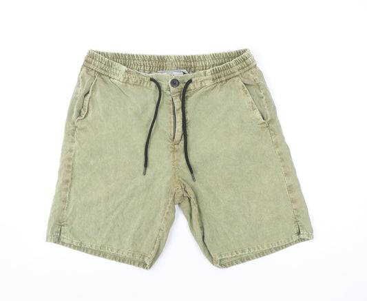 Redefined Rebel Men's Green Corduroy Chino Shorts Size M