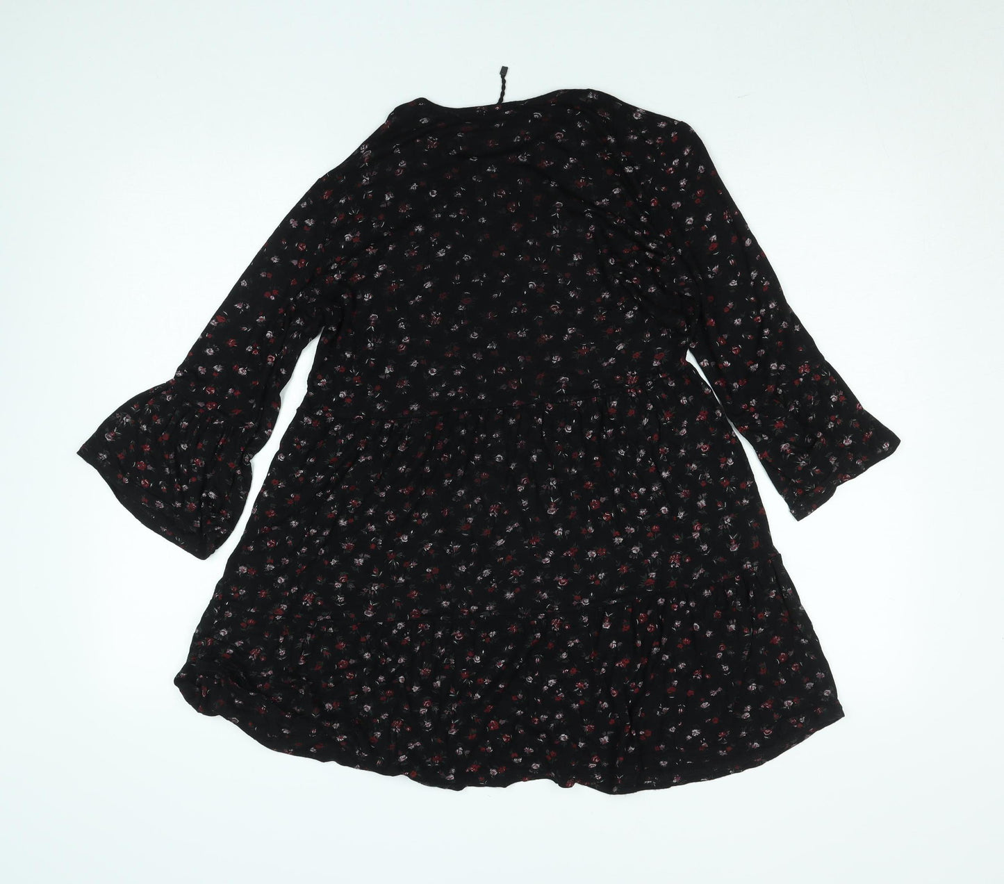 I Saw It First Women's Black Floral A-Line Knee Length Dress Size 14