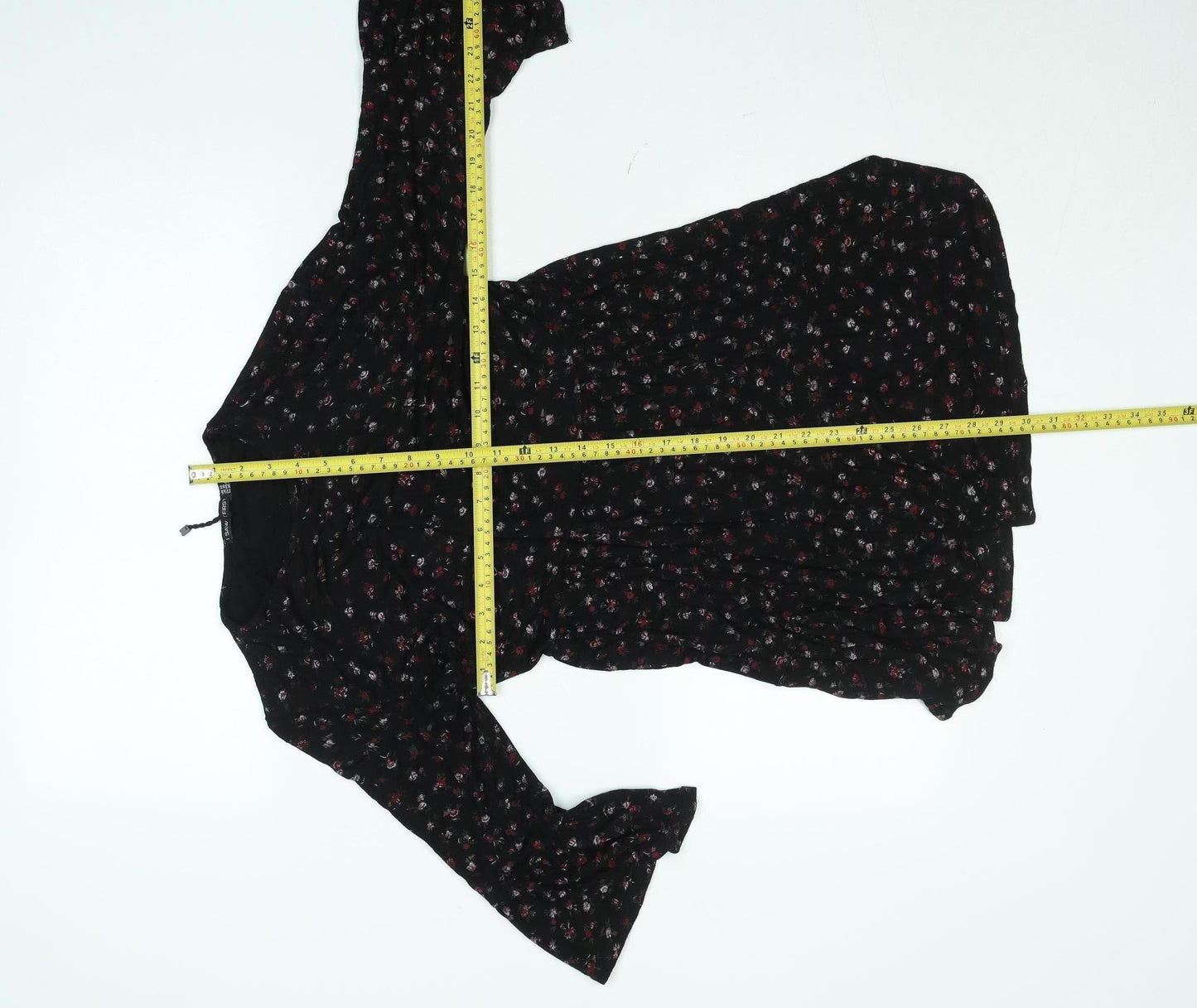 I Saw It First Women's Black Floral A-Line Knee Length Dress Size 14