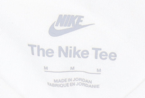 Nike Men's White Medium Swoosh Logo Sports T-Shirt