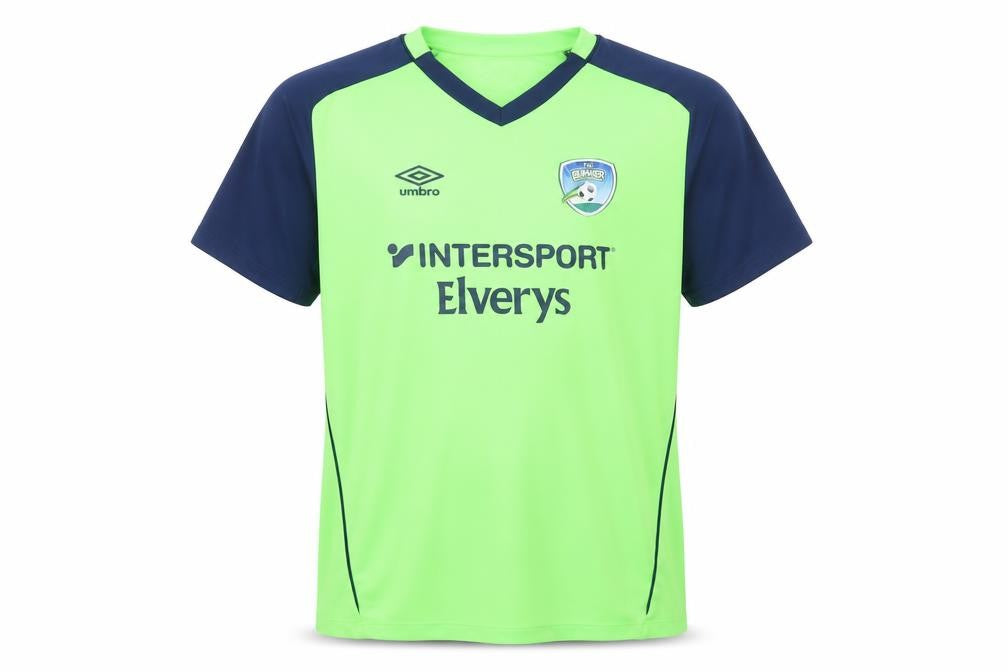 Umbro Boys Green Football Training T-Shirt 13-14 Years Sports Jersey