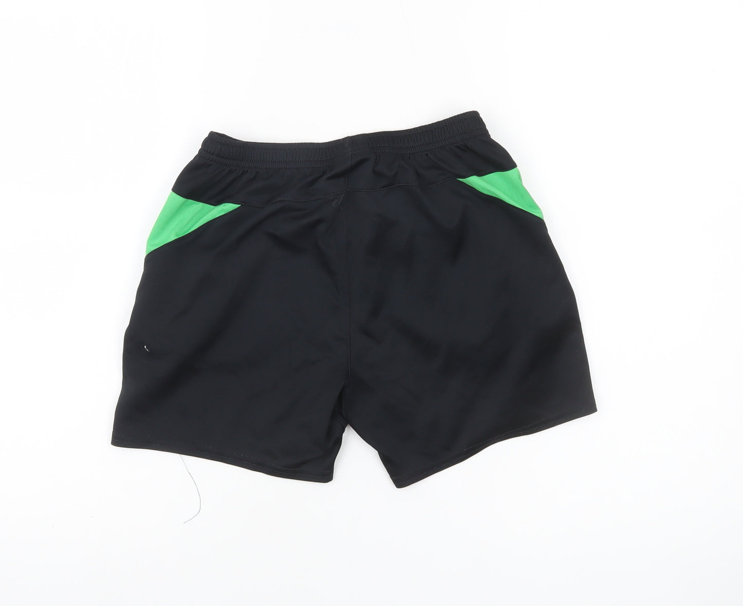 Umbro Boys Black Ireland Athletic Football Shorts Size 146cm