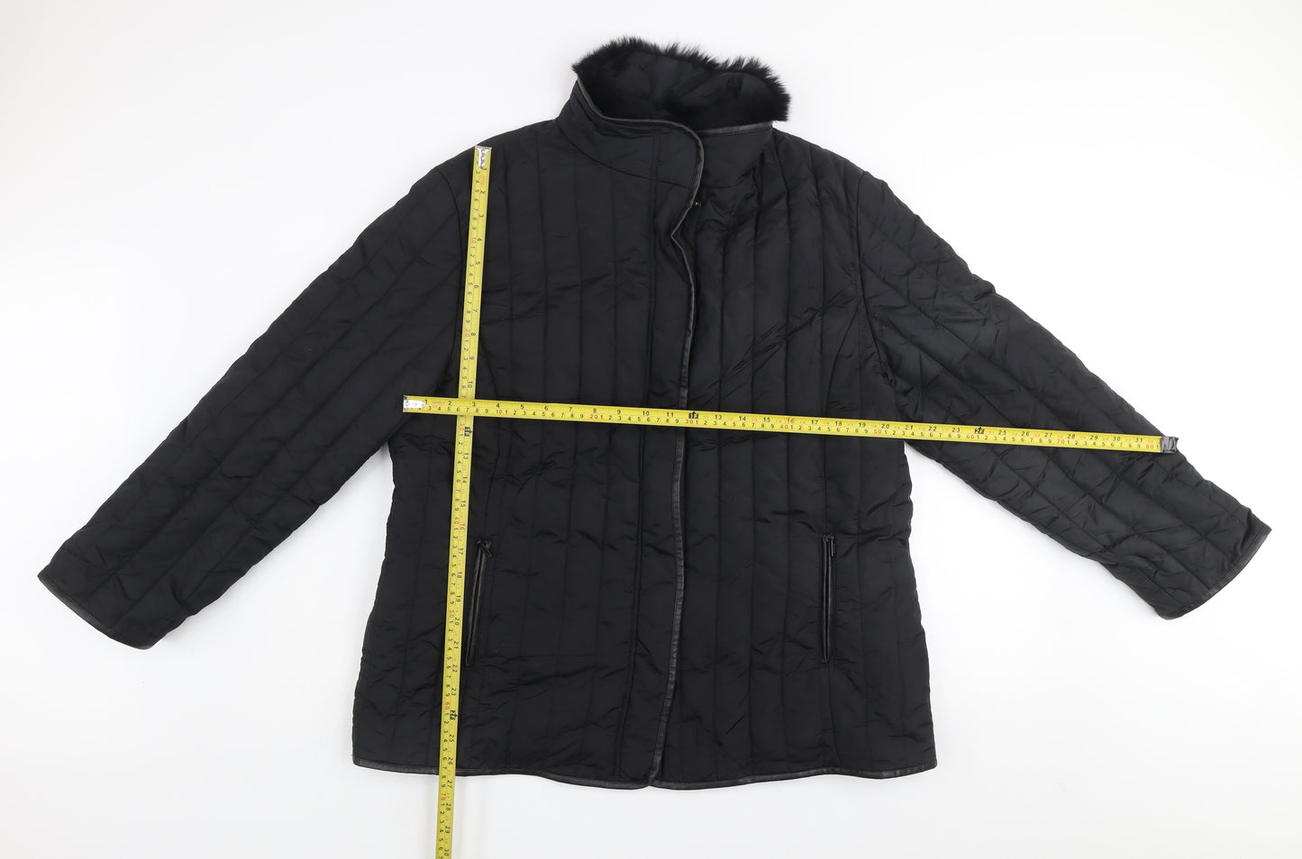 Gold by Michael H Women's Black Quilted Fur Trim Jacket Size 18