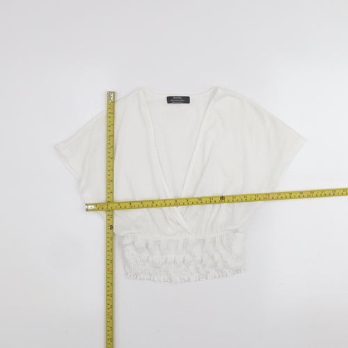 Bershka Women’s White Cropped V-Neck Blouse XS