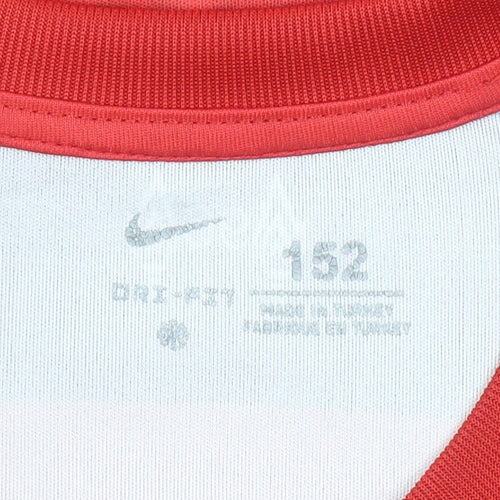 Nike Boys Red Liverpool FC M.Salah #11 Football Jersey T-Shirt 12-13 Years