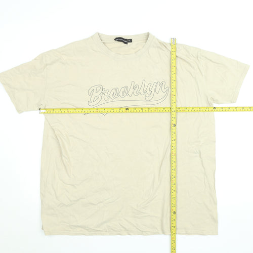 PrettyLittleThing Women’s Beige XL Brooklyn Graphic T-Shirt