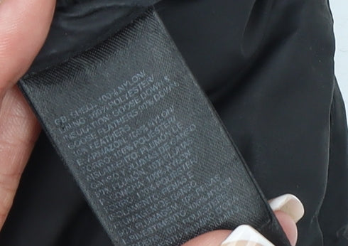 The North Face Men's Black Medium Down Puffer Jacket Winter Outdoor Coat