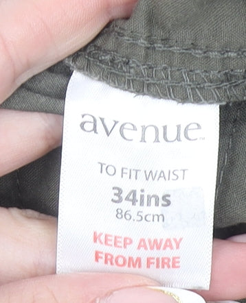 Avenue Men’s Green Cargo Shorts 34in Regular Fit Cotton