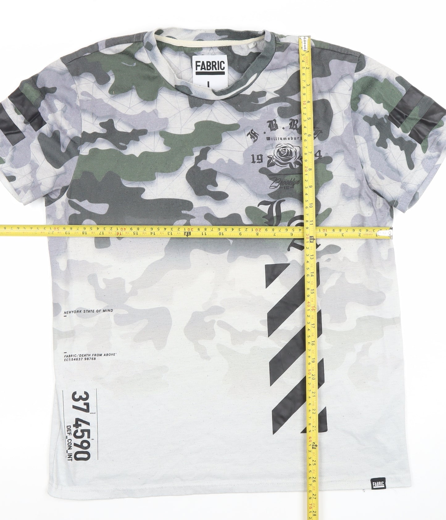 Fabric Mens Camouflage Graphic Print Crew Neck T-Shirt Green Grey Size L