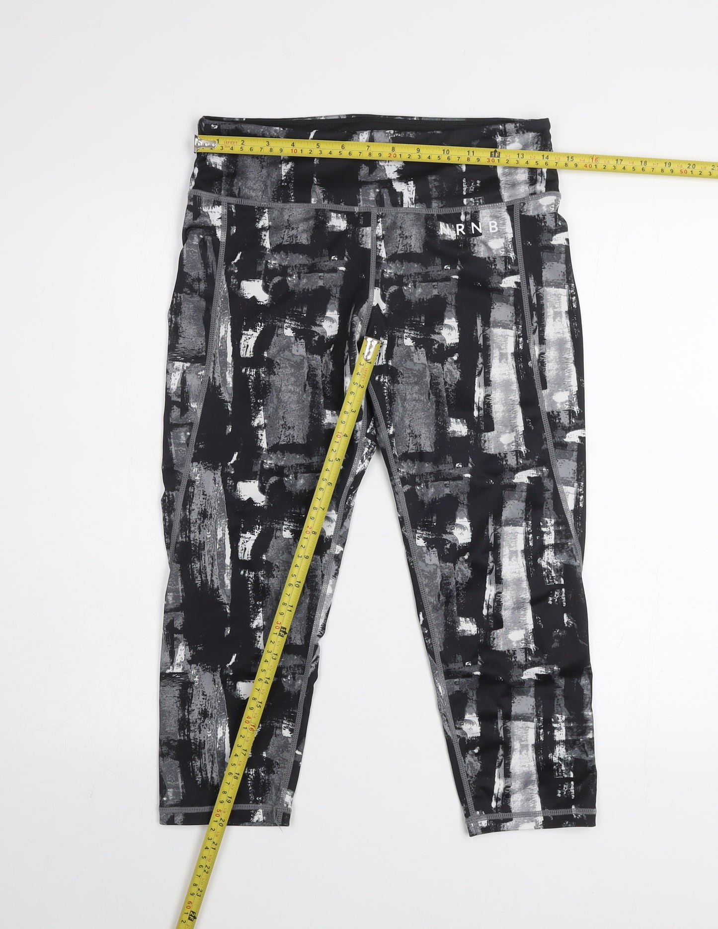 NRNB Women's Black Cropped Sports Leggings Size M Gym & Yoga Activewear